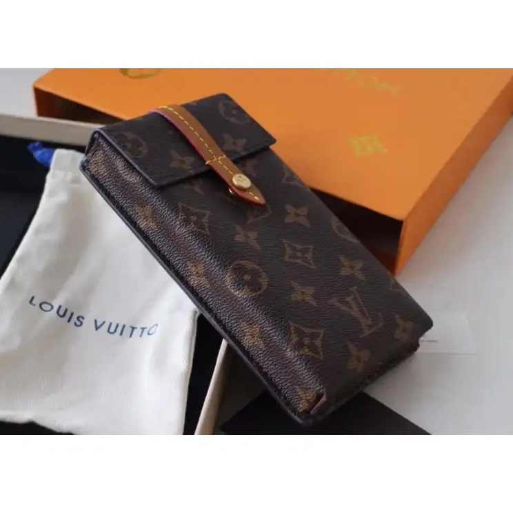 Official Brother Sam LV 19B570175 Bags 0819